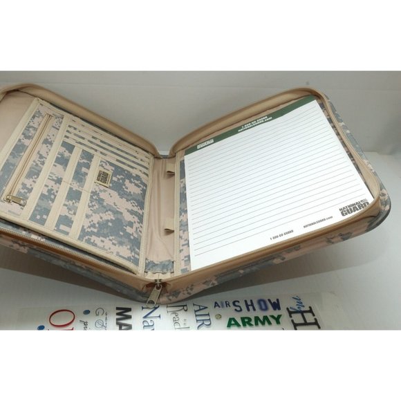 National Guard Large Zipper Binder Digital Camouflaged Organizer notebook camo - Picture 3 of 8